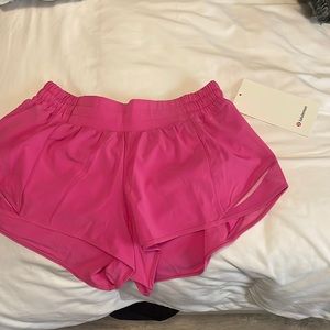BRAND NEW!!! never worn 2.5 sonic pink hotty hots!
